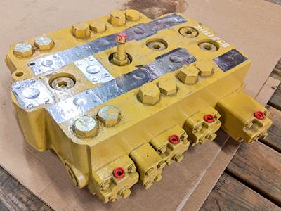 Caterpillar Valve 8J8477 for a CAT 235,235B