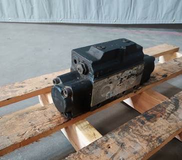 Caterpillar Valve 1119993 for a CAT