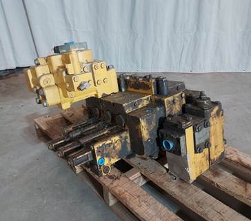 Caterpillar Valve 2957734 for a CAT RR