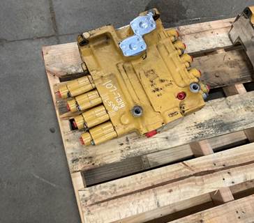 Caterpillar Valve 1077014 for a CAT