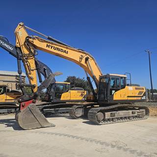 Hyundai HX300L Excavator