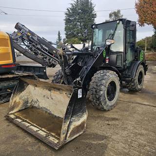Caterpillar 906M Wheel Loader
