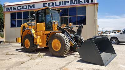 Hyundai HL955A Wheel Loader