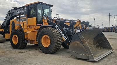 Hyundai HL960A Wheel Loader