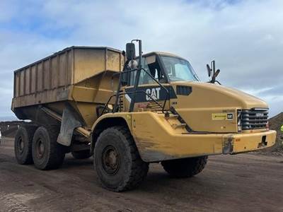 Caterpillar 735 Articulated Truck