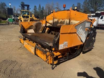 2016 LeeBoy 1000G Asphalt Paver