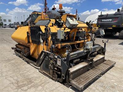 LeeBoy 8520 Asphalt Paver
