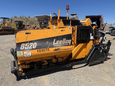 LeeBoy 8520 Asphalt Paver