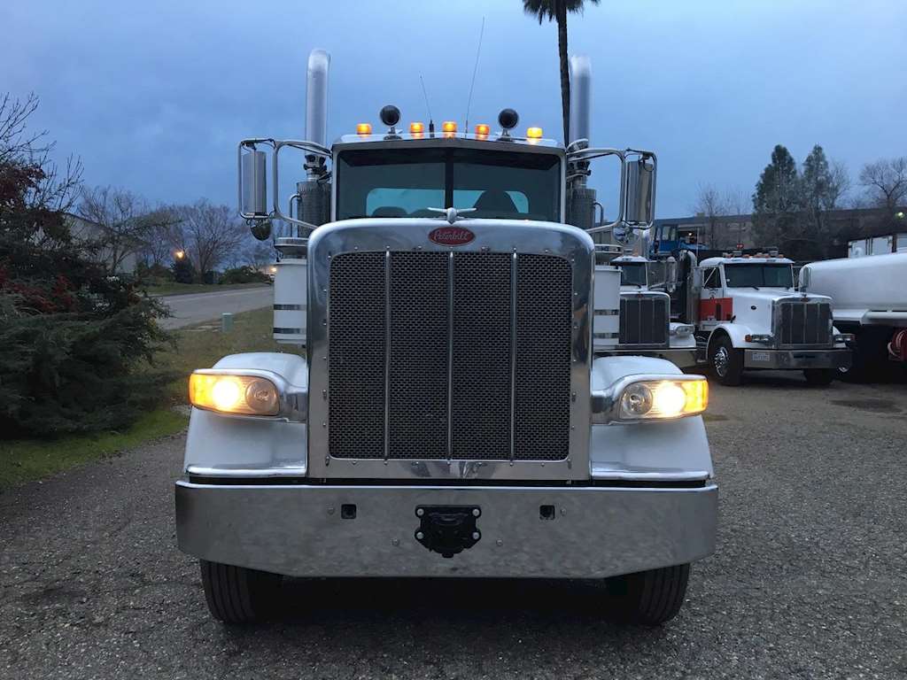 2008 Peterbilt 388 Day Cab Truck For Sale, 477,000 Miles ...