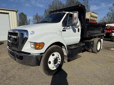 Ford F-750 XL Single Axle Dump Truck - Cummins, 7 Speed Manual