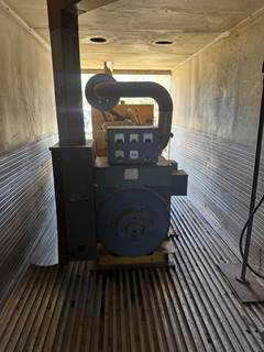 Caterpillar 550 KW Generator