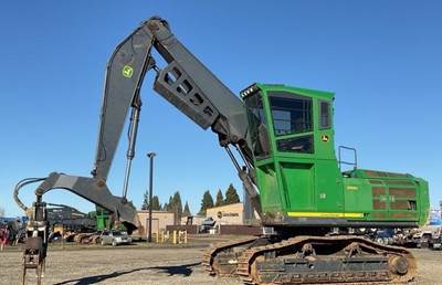 John Deere 3156G Tracked Log Loader