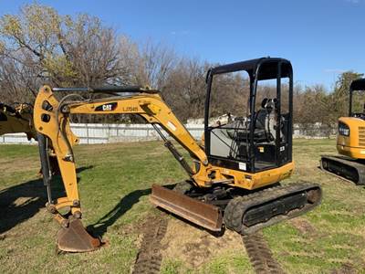2015 Caterpillar 302.7D CR Mini Excavator