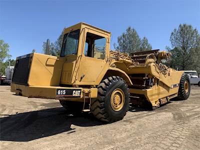 Caterpillar 615 Scraper