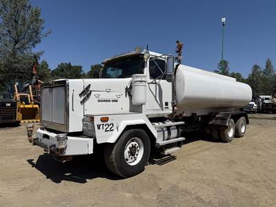 Western Star 4900 6000 Gallon Water Truck - Detroit 455HP, Automatic