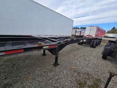 PANDERRA SUPER CHASSIS - HAULS 40' CONTAINERS Tri Axle Steel Container Chassis, Spring, Fixed Axle