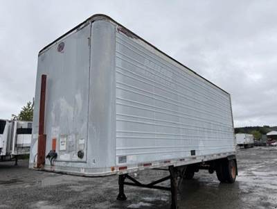Great Dane 28 ft Dry Van Trailer - Roll up Door, Spring, Single Axle, Fixed Axle