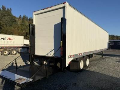 Great Dane 48 ft Dry Van Trailer - Roll up Door, Air Ride, Liftgate, Sliding Axle