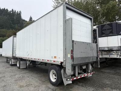 2018 Hyundai 28 ft Dry Van Trailer - Roll up Door, Spring, Liftgate, Single Axle, Fixed Axle