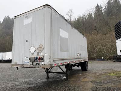 Stoughton 28 ft Dry Van Trailer - Roll up Door, Spring, Single Axle, Fixed Axle