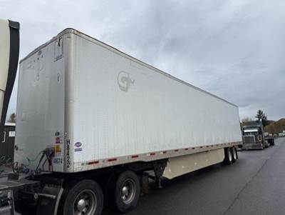 UTILITY 4000DX - DAMAGED UNIT - HIGH CUBE SWING DOOR AIR R Dry Van Trailer