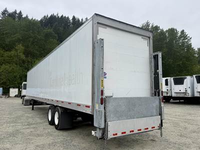 UTILITY 4000DX- ROLL DOOR AIR RIDE RAIL LIFTGATE VAN Dry Van Trailer