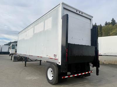 Wabash 32’ ROLL DOOR DRY VAN WITH LIFT GATE Dry Van Trailer