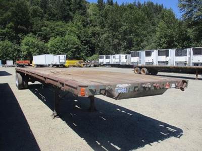 Comet 40x96 Steel Flatbed Trailer - Spring, Fixed Axle
