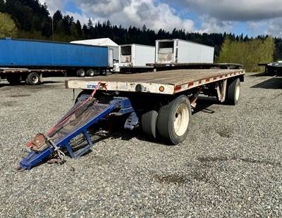 Comet 22x96 Steel Flatbed Trailer - Spring, Fixed Axle