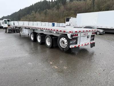 East 53x102 Quad Axle Aluminum Flatbed Trailer - Air Ride, Fixed Axle