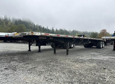 UTILITY 48x102 Combination Flatbed Trailer - Air Ride, Sliding Axle