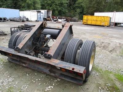 XL Specialized FLIP AXLE XL SPECIALIZED - FLIP / PIN ON THIRD AX Lowboy Trailer
