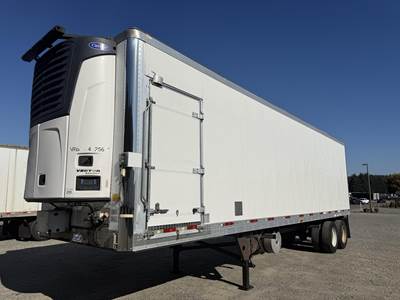 UTILITY 3000R 35 ft Reefer Trailer - Fixed Axle, Roll up Door, Carrier, Multi-Temp