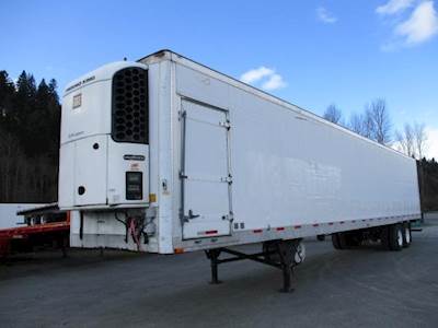 UTILITY 3000R ROLL DOOR DUAL TEMP REEFER VAN WITH RAMP Reefer Trailer