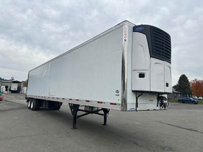 UTILITY ROLL DOOR AIR RIDE LIFT GATE REEFER W/ CARRIER VEC Reefer Trailer