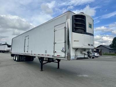 UTILITY ROLL DOOR A/R LIFT GATE REEFER W/CA COMPLIANT THER Reefer Trailer