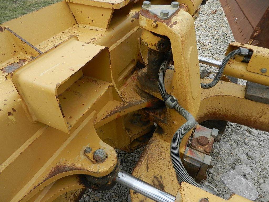 2007 Caterpillar 6Way Blade For Sale Morris, IL KB001