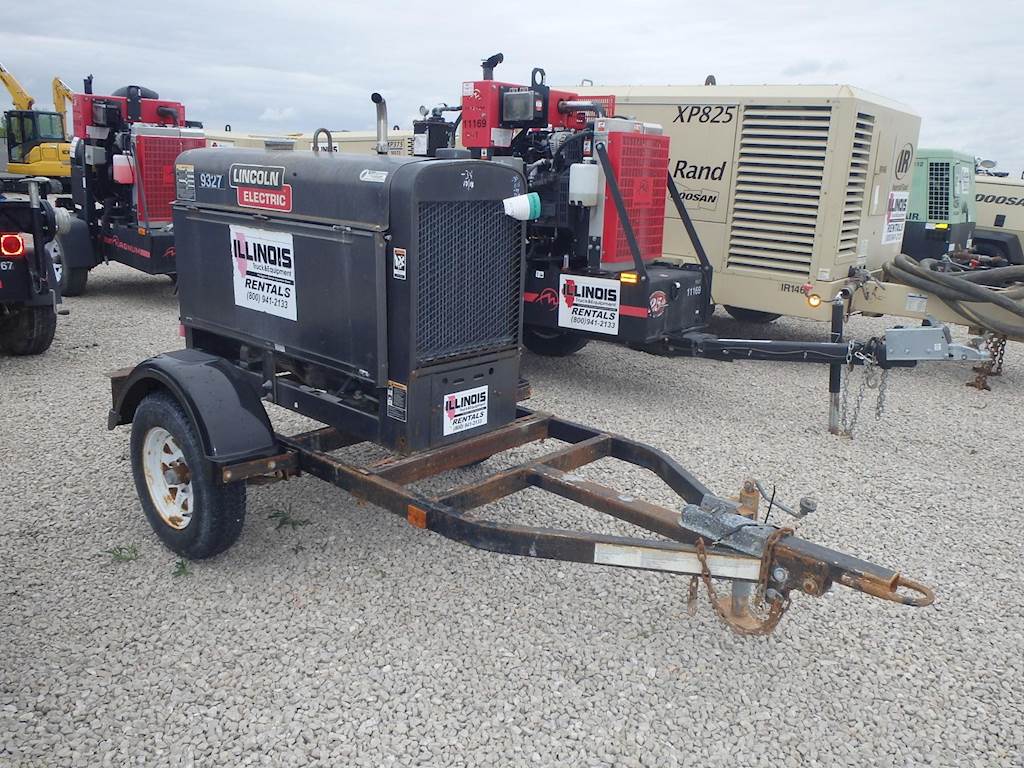 2009 Lincoln Electric CLASSIC 300D Towable Welding Machine For Sale