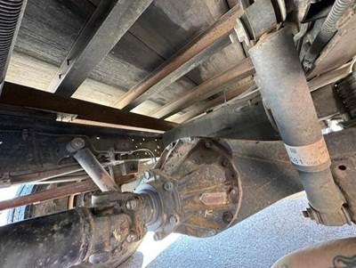 Isuzu NPR HD Rear Axle Assembly