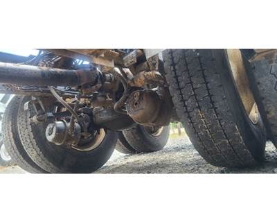 Mack CRDPC92 Rear Axle Assembly for a Mack CHU613