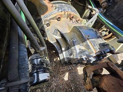 Alliance COLUMBIA Front Axle Housing for a Freightliner COLUMBIA