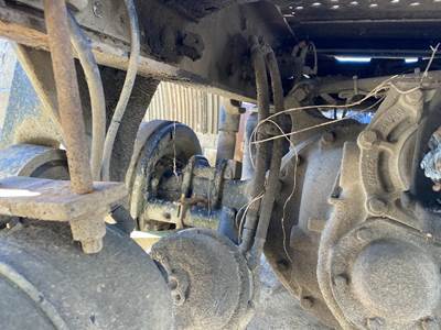 Meritor CORONADO 122 SD Front Axle Housing for a Freightliner CORONADO 122 SD