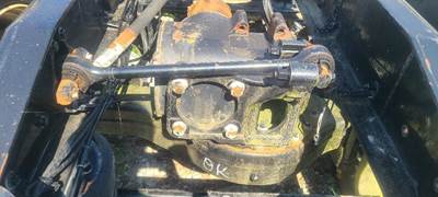 Meritor CHU613 Rear Axle Housing for a Mack CHU613