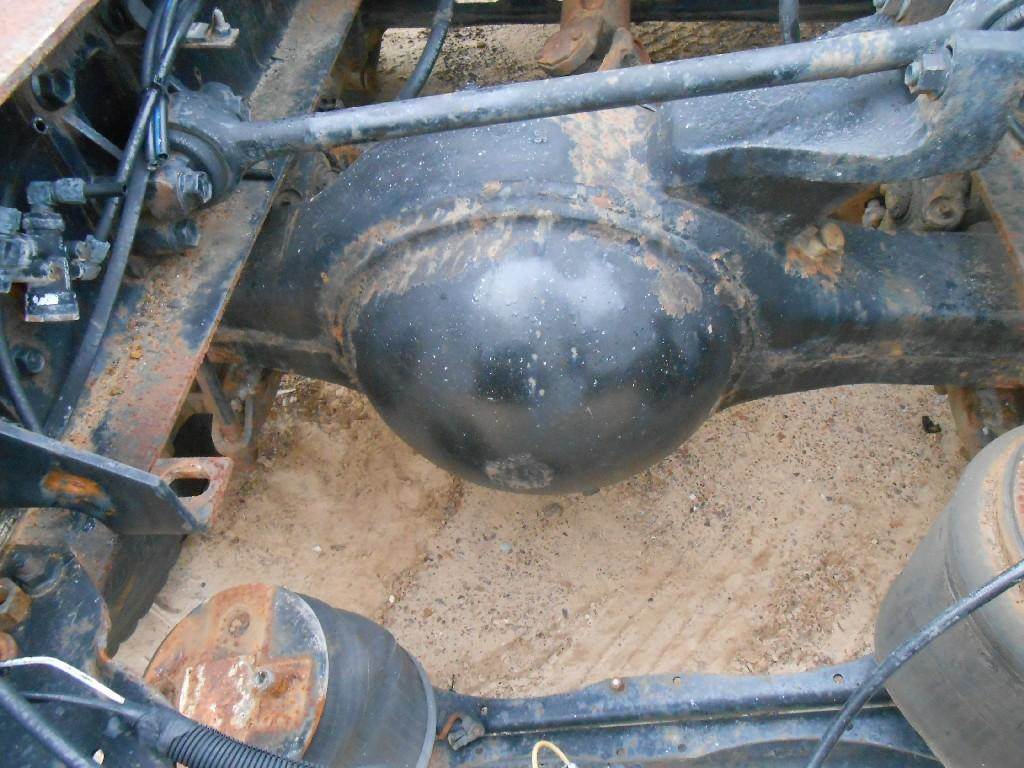 1994 Rockwell RR20145 Rear Axle Housing for a International 9400 For