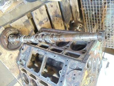 Detroit Camshaft