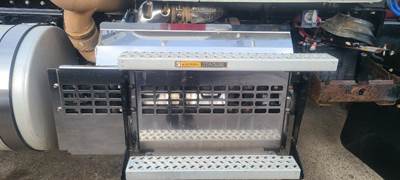 Mack MP8 DPF Assembly