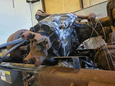 Mack Vision Front Differential for a Mack CX600/VISION SERIES