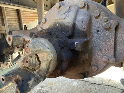 Rockwell RS21145 Front Differential for a Ford F750