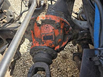 Mack Granite CV713 Rear Differential for a Mack CV713