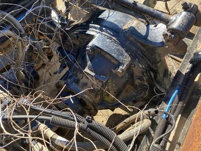 Meritor CORONADO 122 SD Rear Differential for a Freightliner CORONADO 122 SD